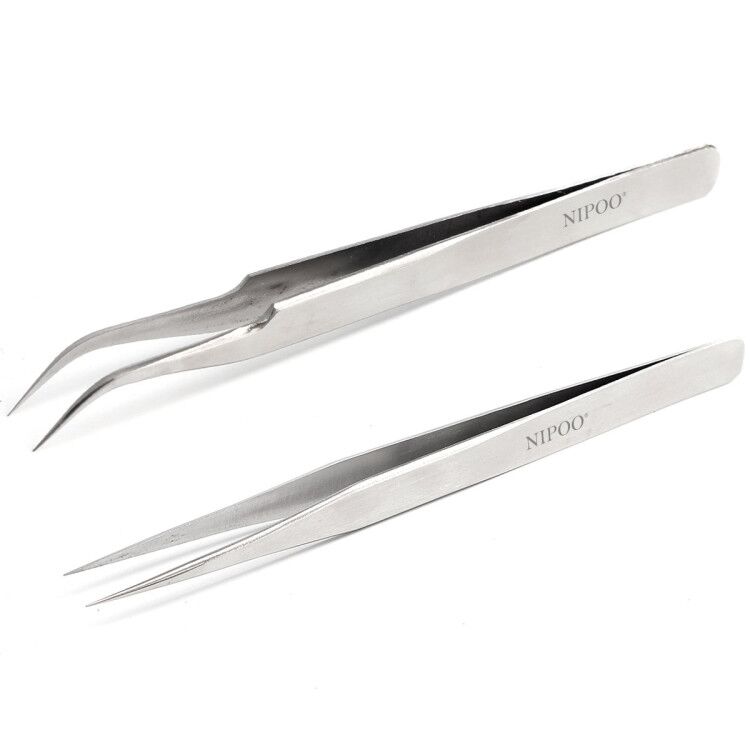 Tweezers